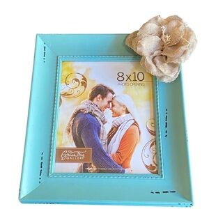 Green Tree Gallery Aqua Picture Frame with Flower. Hobby Lobby. 8” x 10”.